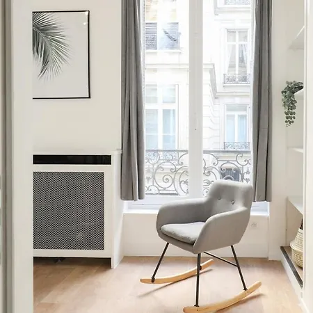 Apartment Charmant Proche Opera Garnier - 4p *